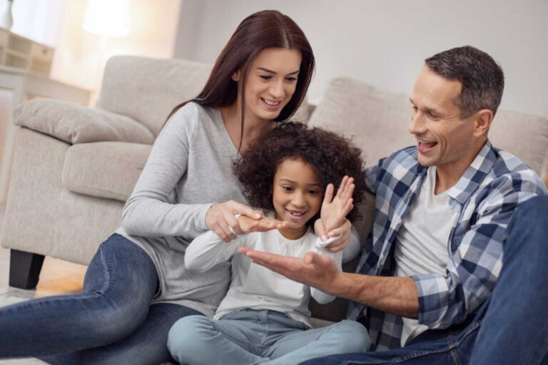 Mes de Concientización sobre la Adopción