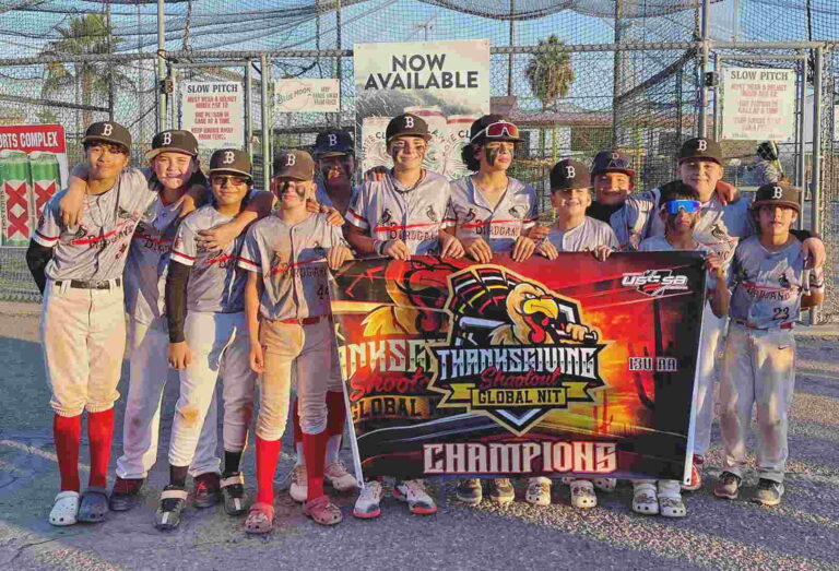 Birdgang campeones del torneo “Thanksgiving”