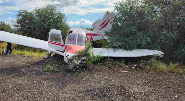 Se desploma avioneta al norte de Prescott, no hay heridos