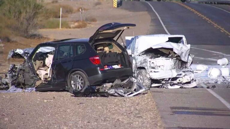 Aparatoso accidente en Avondale deja tres personas heridas