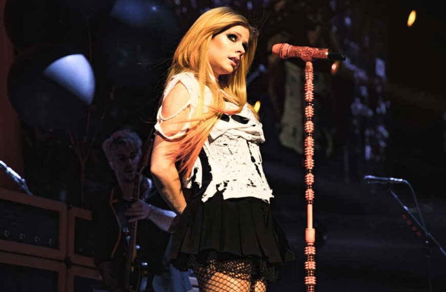 Avril Lavigne lanza gira “The Greatest Hits” 