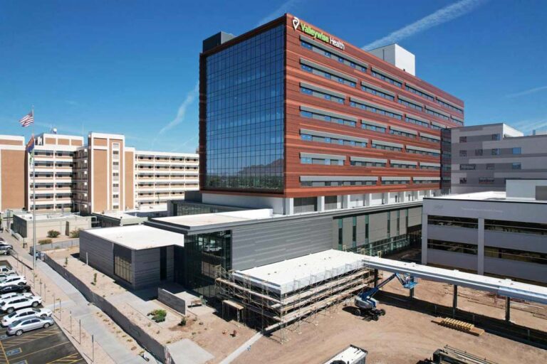 Casi listo nuevo hospital de Valleywise Health