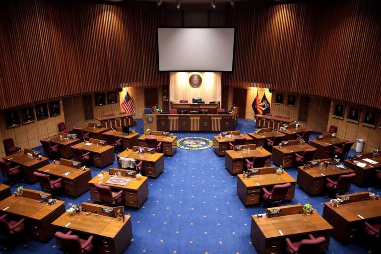Senado aprueba derogar ley antiaborto