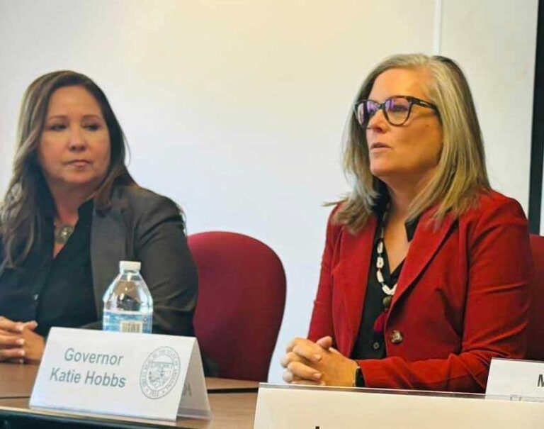 Amplía Hobbs derechos reproductivos
