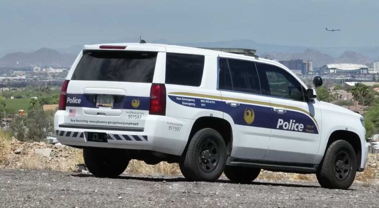 Viola derechos civiles la Policía de Phoenix