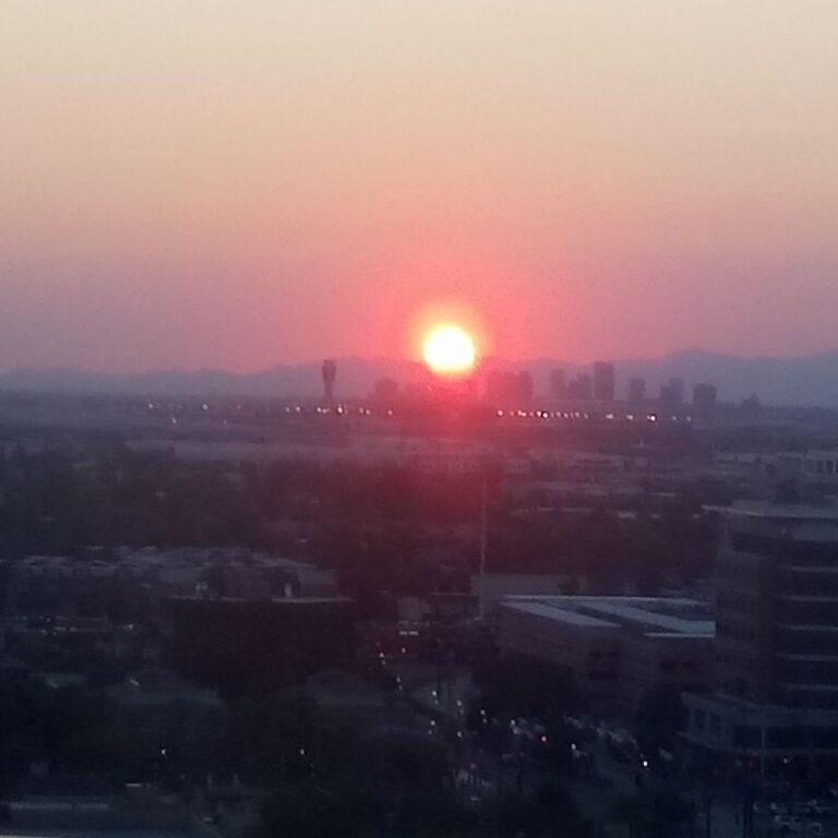 Temblor despierta a habitantes de Yuma