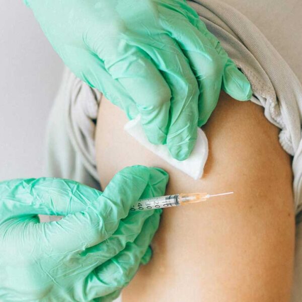 Vacunarse, la mejor alternativa