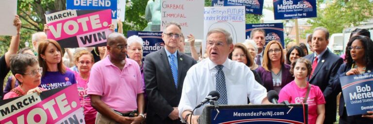 Menendez retira su candidatura independiente