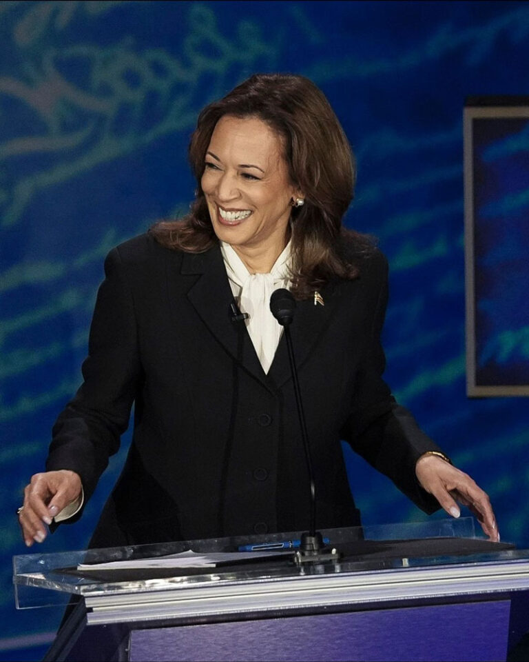 Tras debate, Kamala lidera encuestas