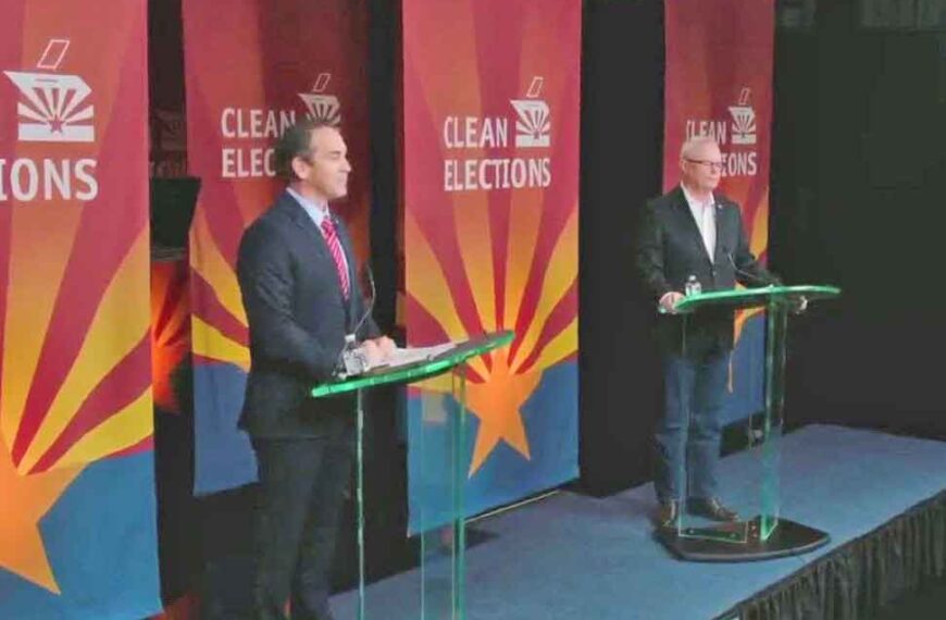 Debate expone a Jerry Sheridan