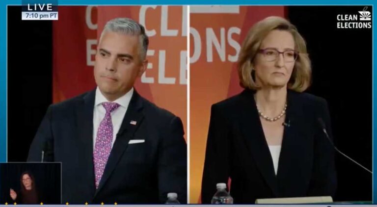 Debaten sobre frontera y aborto