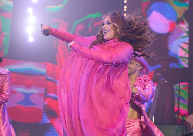 Yuridia tiene exitosa presentación en Phoenix, Arizona