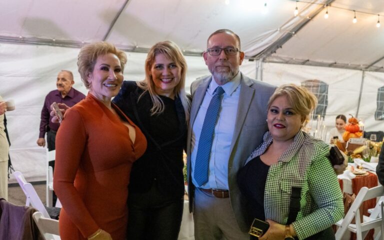 Prensa Arizona celebra el Día de Acción de Gracias con colaboradores y empleados
