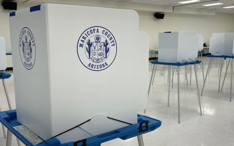 Denuncian nuevos intentos por suprimir el voto en Arizona