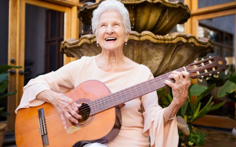 Muere Ángela Álvarez, la artista más longeva en ganar un Latin Grammy