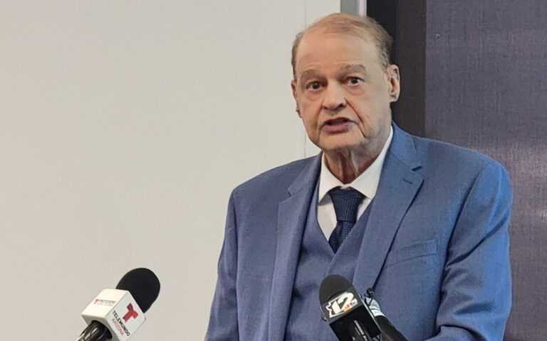 Tom Horne critica medidas antimigratorias de Trump y el posible ingreso de ICE a las escuelas