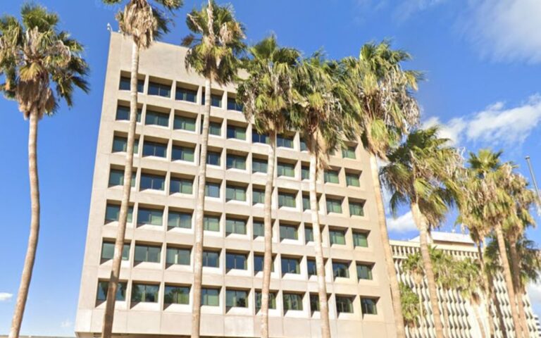 Rematarían edificios de gobierno: Edificio Federal de Tucson está en la lista