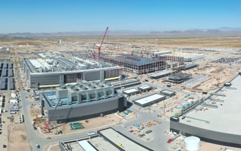 Trae TMSC más inversión a Arizona; planea invertir 100 mil mdd en EU