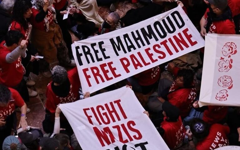 Arrestan a manifestantes que exigían liberación de Mahmoud Khalil en la Torre Trump