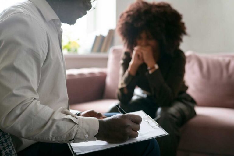 Aprueban ley para separar a personas con enfermedades mentales graves 