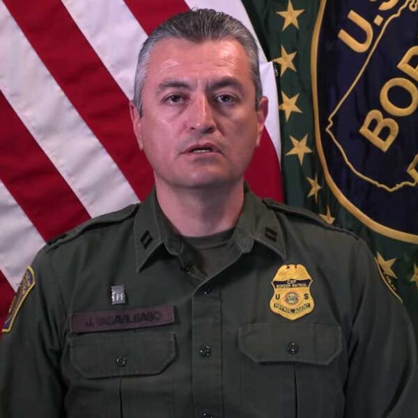 Advierten fin de “captura y liberación” para inmigrantes que crucen la frontera de EU