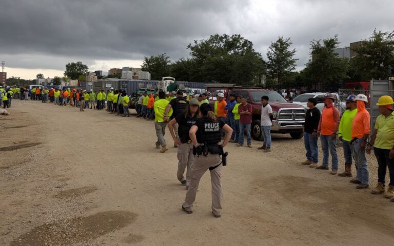 ICE realiza mega redada en obra de construcción en Florida: arrestan a 100 inmigrantes