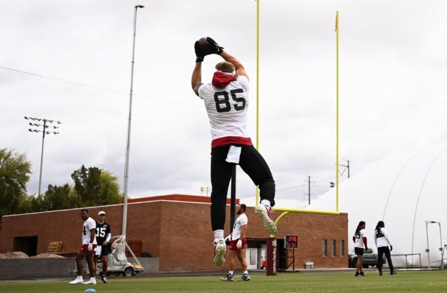 Los Arizona Cardinals dan la bienvenida a sus novatos en minicampamento