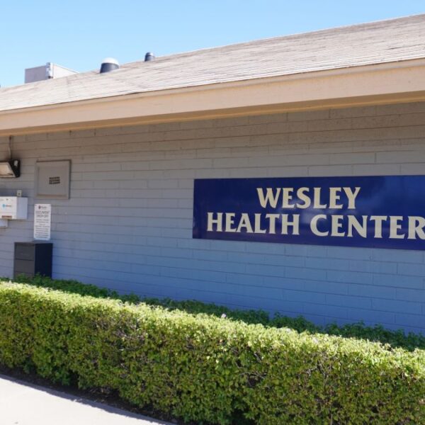 Wesley Community Health Center: Un compromiso con la salud de Arizona