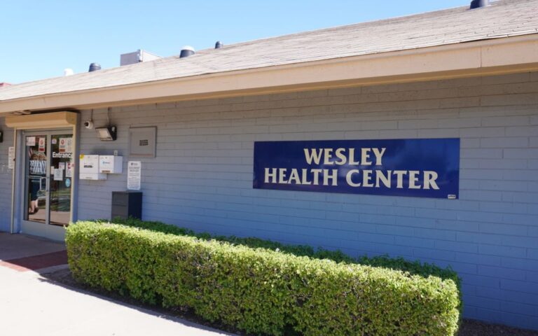 Wesley Community Health Center: Un compromiso con la salud de Arizona