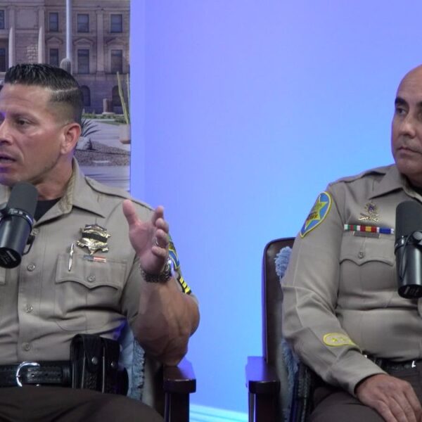 La oficina del Sheriff de Maricopa descarta su participación en redadas de ICE