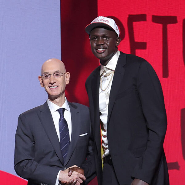 La increíble historia Khaman Maluach, el nuevo novato de los Phoenix Suns