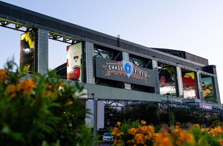 Designan 500 mdd para reparaciones en el Chase Field; falta aprobación de Hobbs
