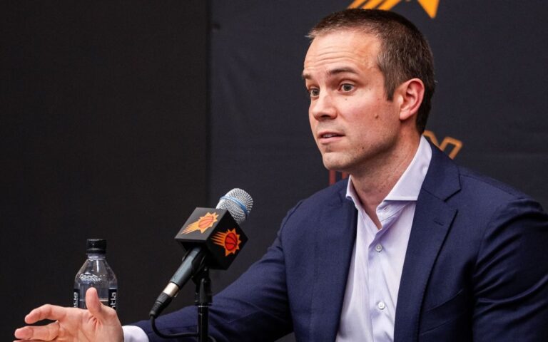 Los Phoenix Suns presentan a su nuevo entrenador y alistan nueva temporada