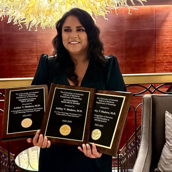 Ashley Madera, la neuróloga que regresa a Phoenix para servir a la comunidad latina