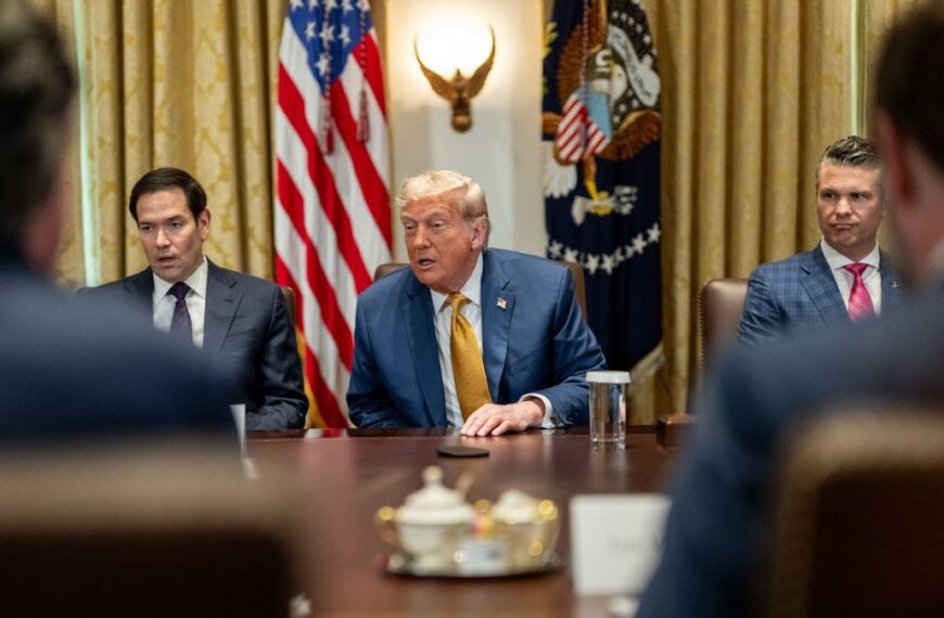 Trump anuncia nuevos aranceles masivos a cobre, farmacéuticas y países