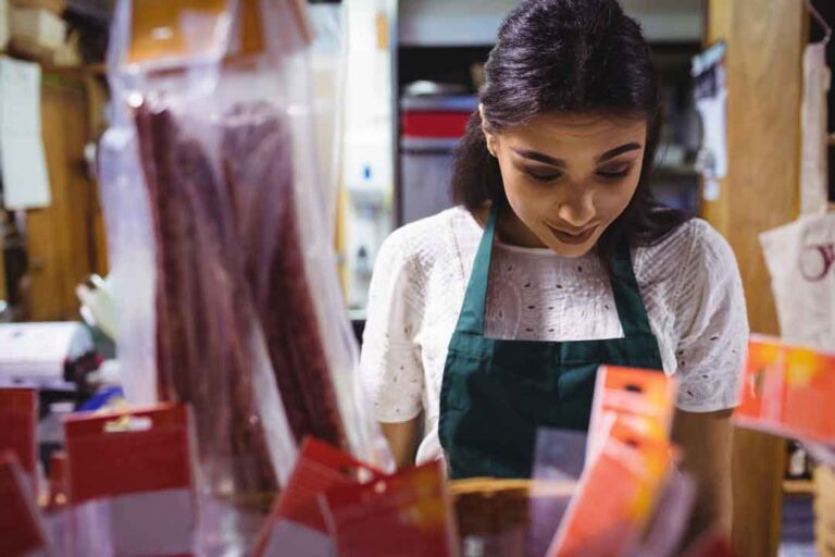 Peligran las pequeñas empresas por causa de inflación, aranceles y recortes federales