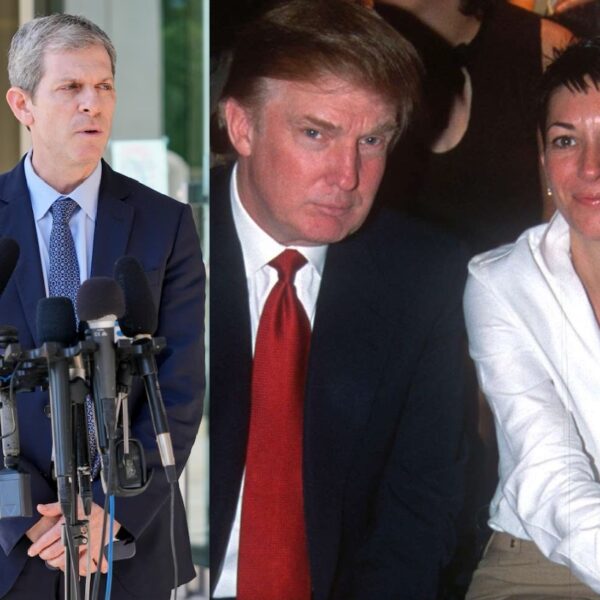 Polémicas reuniones aumentan controversia en el caso de Jeffrey Epstein
