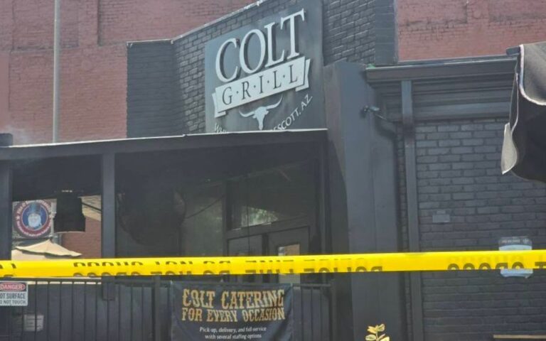 Colt Grill: propietarios podrían ir 10 años a la cárcel por emplear a inmigrantes sin documentos