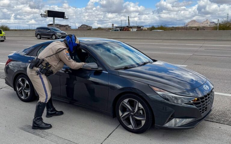 ¿ICE colabora con Policía local en Arizona? Denuncias aseguran que sí