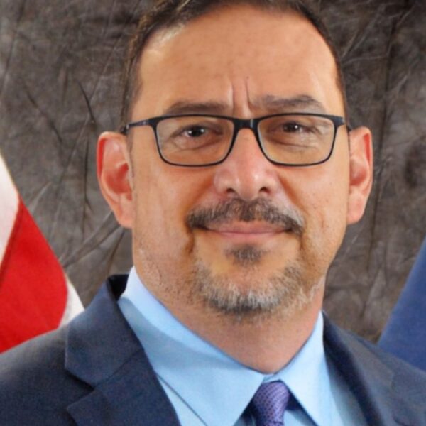 Buscan blindaje a sistemas electorales: Arizona exige 10 mdd tras ciberataque