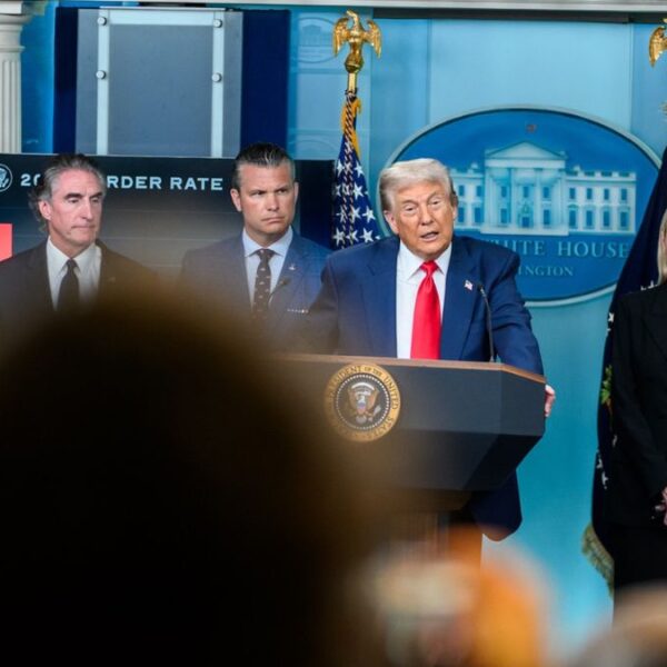 Trump ordena despliegue de la Guardia Nacional en Washington D.C.