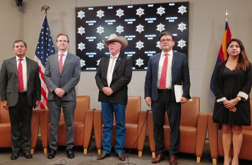 Embajador de México fortalece lazos con autoridades de Arizona