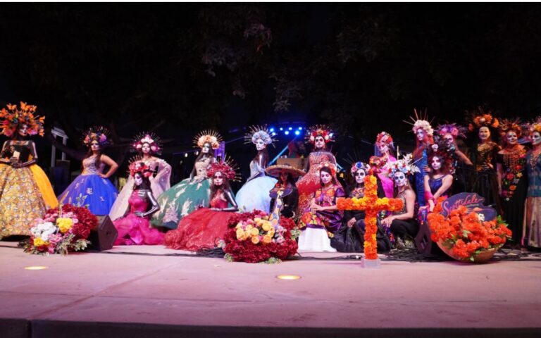 Tradición y catrinas en Scottsdale: Celebran el  Día de Muertos con festival