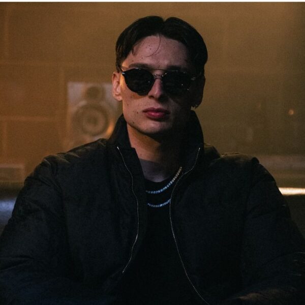 Peso Pluma continúa forjando su historia en la música mexicana