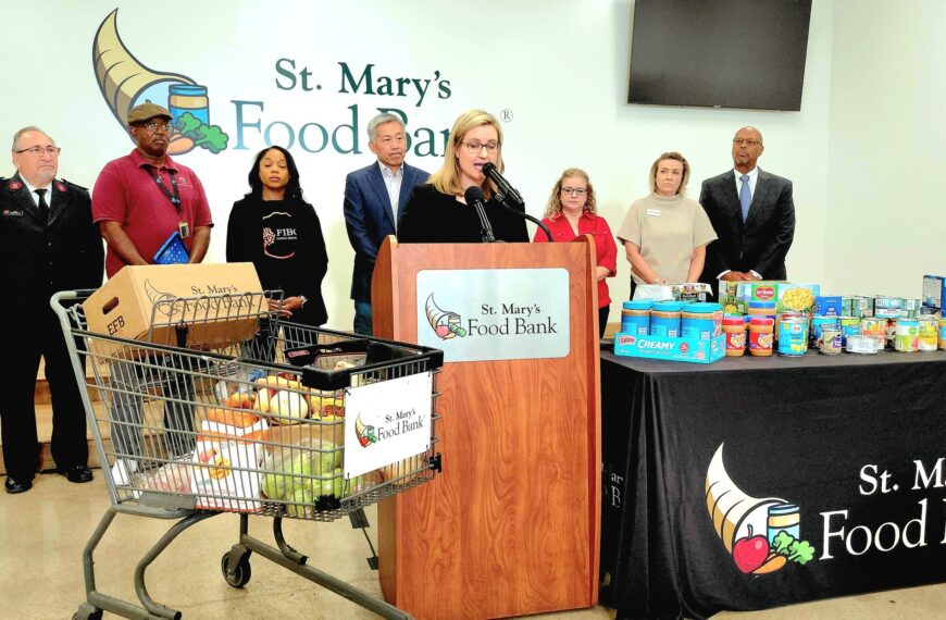 Llama Kate Gallego a la solidaridad con las comunidades más vulnerables