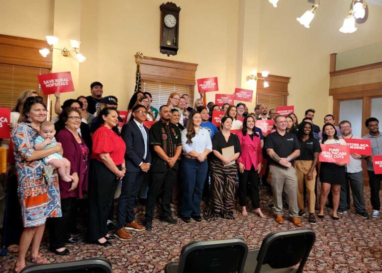 Líderes exponen afectaciones en Arizona por cierre de gobierno