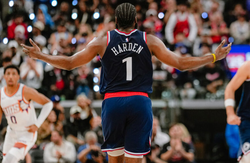 Phoenix Suns fueron vapuleados por los Clippers