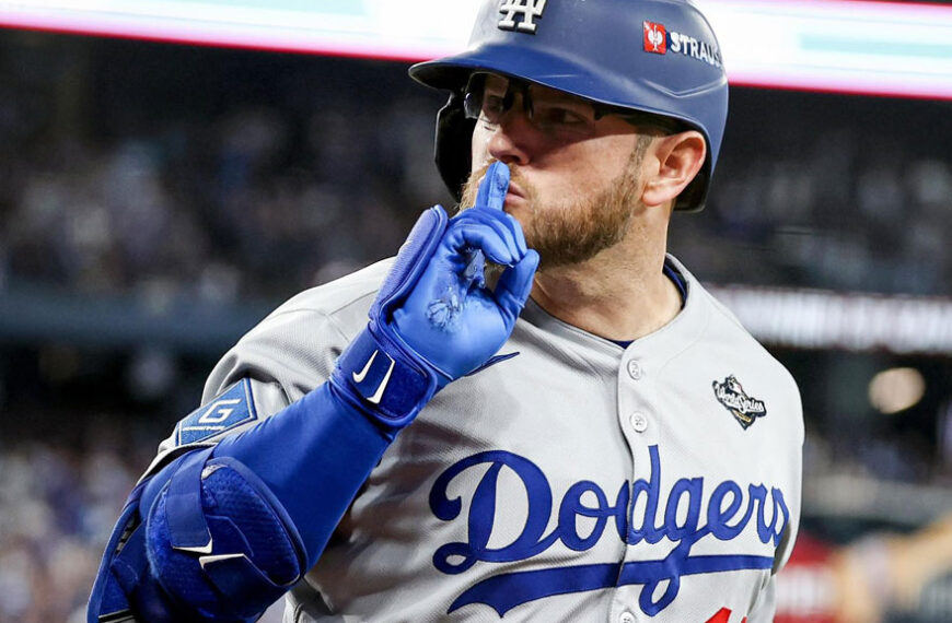Los Dodgers sacan triunfo en Toronto y empatan la Serie Mundial