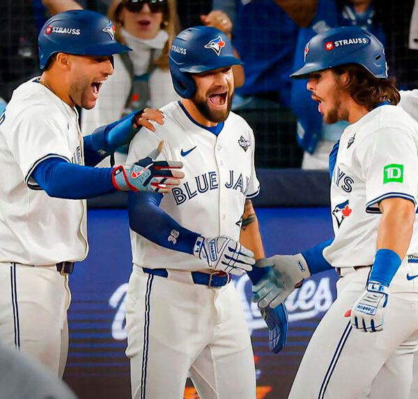 Blue Jays pega primero en la Serie Mundial