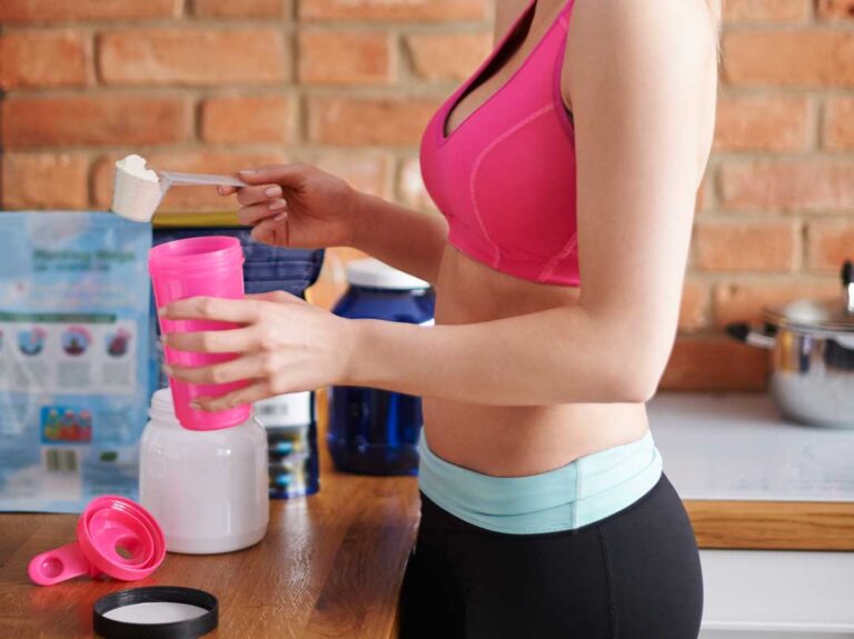 Alerta por proteínas para el gimnasio que contienen exceso de plomo